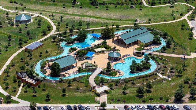 548 Purple Heart DR, Buda, TX 78610
