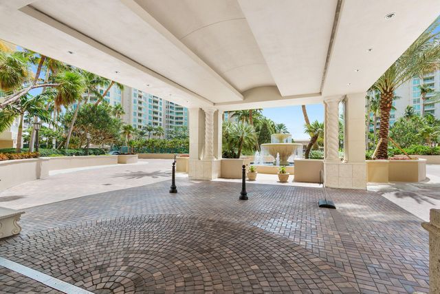 3700 S OCEAN Boulevard 404, Highland Beach, FL 33487