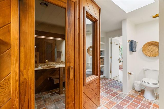 225 River North Drive, Atlanta, GA 30328