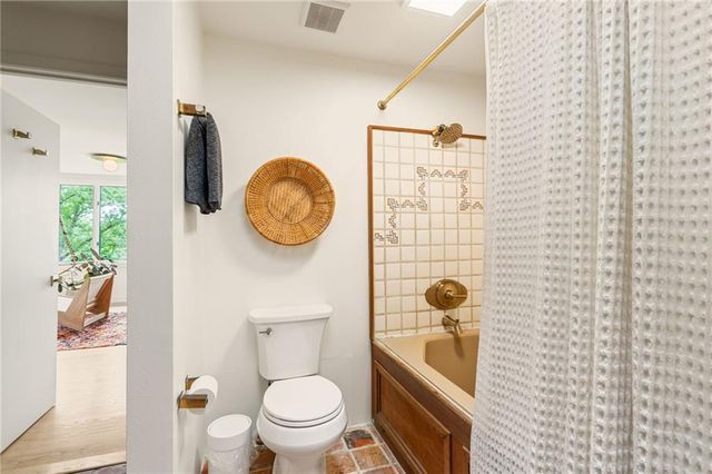 225 River North Drive, Atlanta, GA 30328