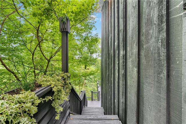 225 River North Drive, Atlanta, GA 30328
