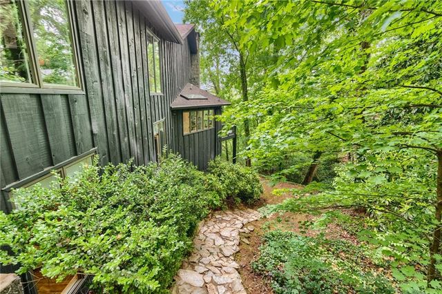 225 River North Drive, Atlanta, GA 30328