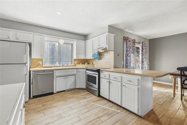 1008 Shelly Lane, Edmond, OK 73034