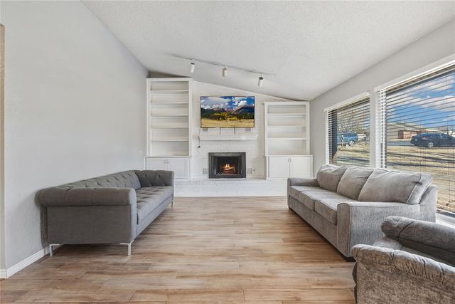 1008 Shelly Lane, Edmond, OK 73034