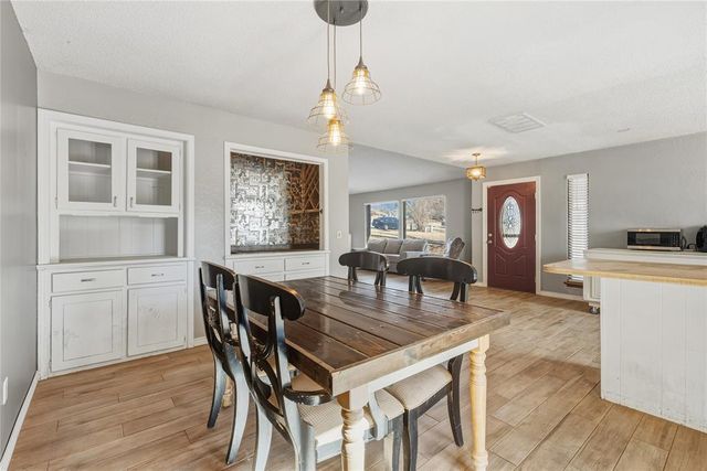 1008 Shelly Lane, Edmond, OK 73034