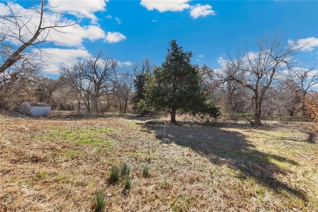 1008 Shelly Lane, Edmond, OK 73034