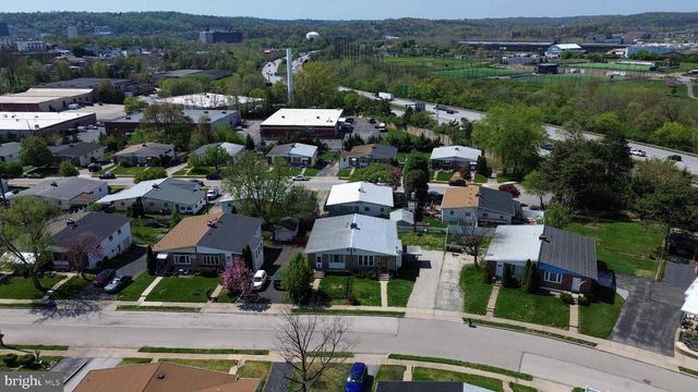 529 MARKEL RD, Conshohocken, PA 19428