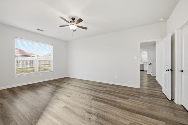 2717 Aspenhill Drive, Denton, TX 76209