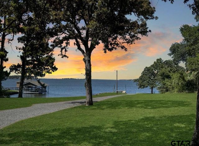 901 RIM OF THE WORLD, Tool, TX 75143