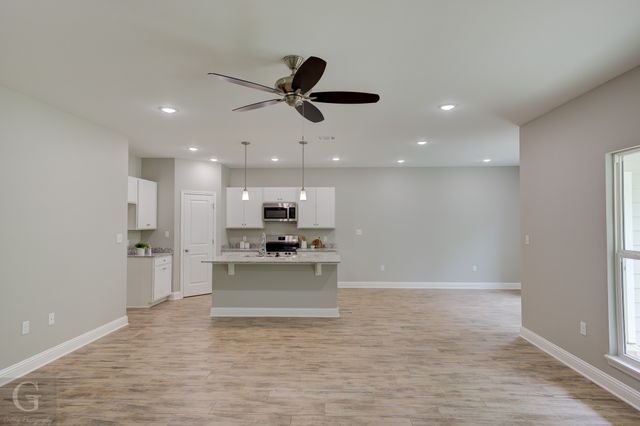 1221 Bayou Bay Court, Frierson, LA 71027