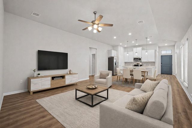 205 Banyon DR, Liberty Hill, TX 78642