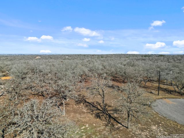 161 HONDO RIDGE, La Vernia, TX 78121