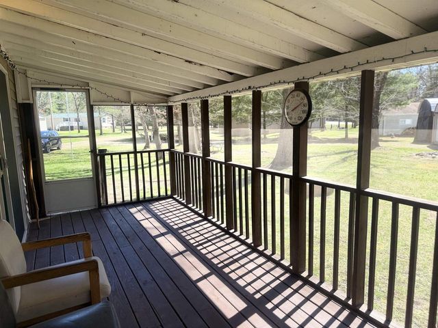 W5888 County Road H Road, Wild Rose, WI 54984
