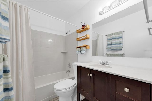 6266 1ST AVENUE S 5, St Petersburg, FL 33707