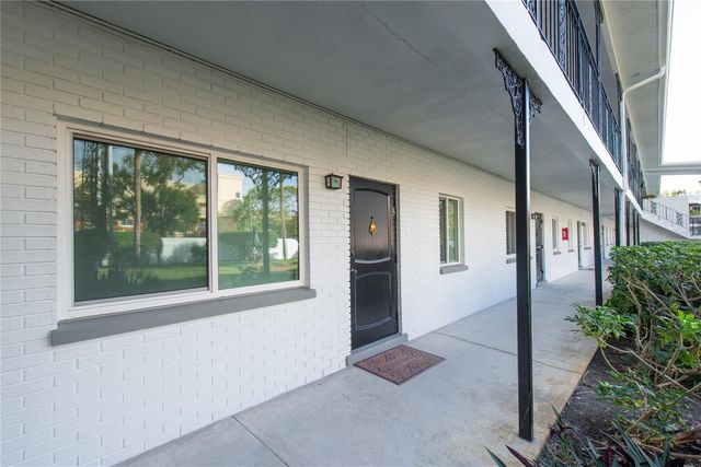 6266 1ST AVENUE S 5, St Petersburg, FL 33707