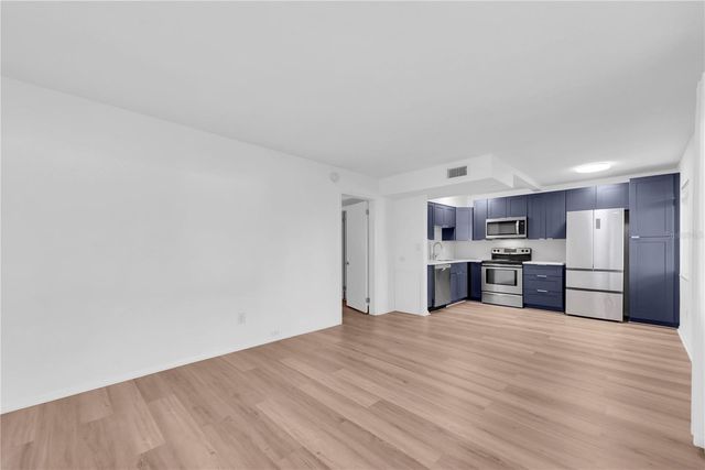 6266 1ST AVENUE S 5, St Petersburg, FL 33707