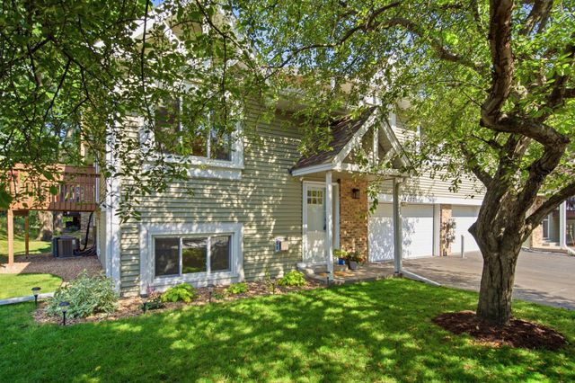 14202 Towers Lane, Eden Prairie, MN 55347