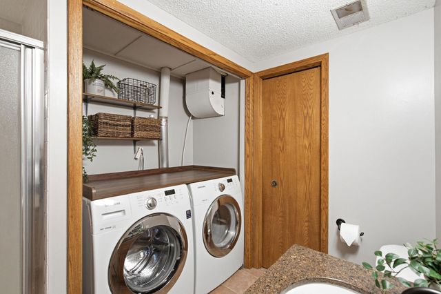 14202 Towers Lane, Eden Prairie, MN 55347