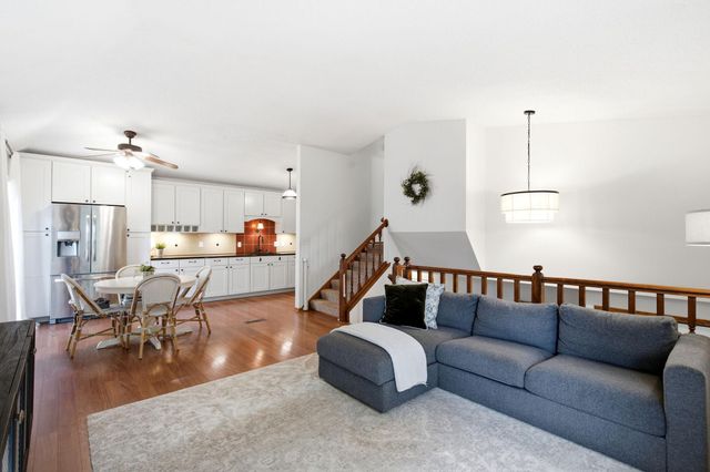 14202 Towers Lane, Eden Prairie, MN 55347