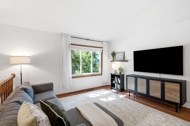 14202 Towers Lane, Eden Prairie, MN 55347