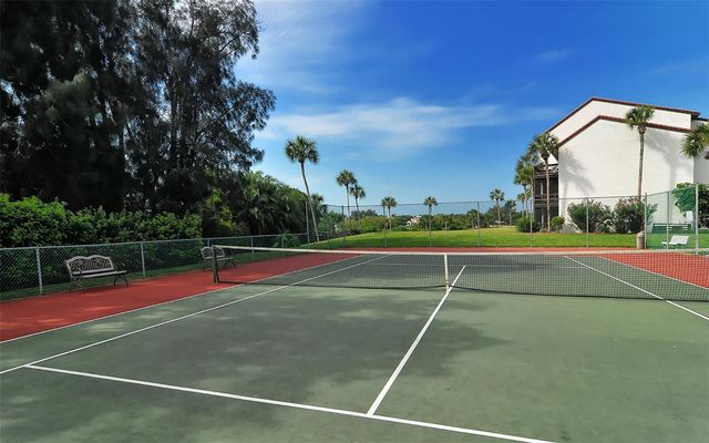 1646 STICKNEY POINT ROAD 101, Sarasota, FL 34231