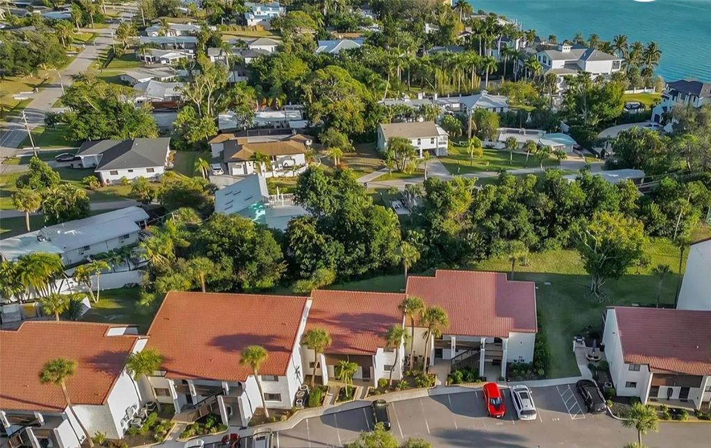 1646 STICKNEY POINT ROAD 101, Sarasota, FL 34231