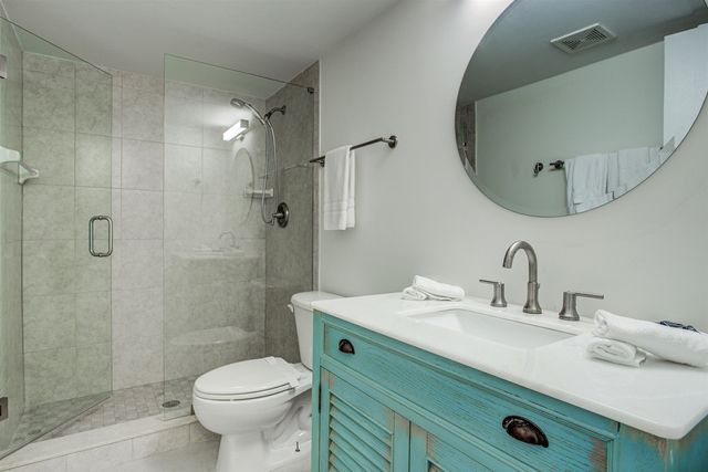 25 Village Del Lago Cir, St Augustine, FL 32080