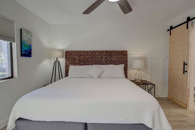 25 Village Del Lago Cir, St Augustine, FL 32080