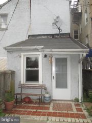 1911 E PRATT ST #BASEMENT, Baltimore, MD 21231