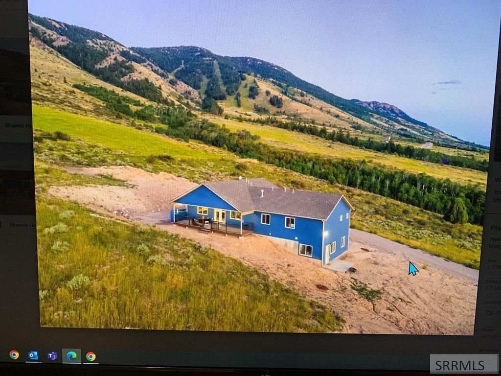 Image 1 of property listing at 1725 Peerless Place, Inkom, ID 83245