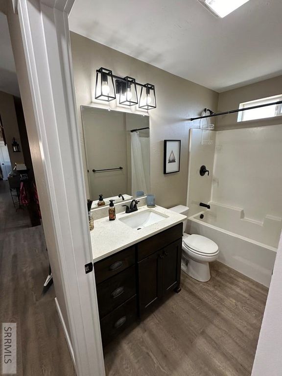 Image 16 of property listing at 1725 Peerless Place, Inkom, ID 83245