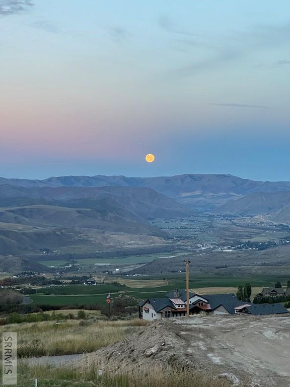Image 45 of property listing at 1725 Peerless Place, Inkom, ID 83245