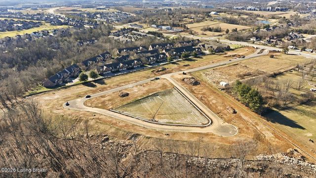 23 Littlecote Ln, Louisville, KY 40245