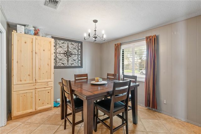 1413 Alta Vista St, Alice, TX 78332