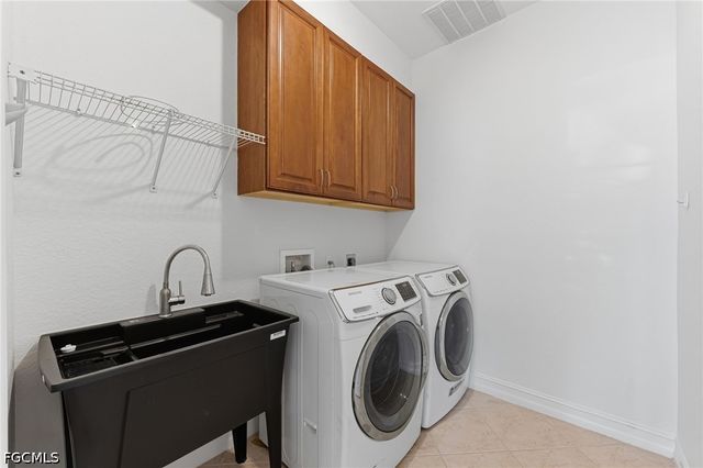 12382 Country Day CIR, Fort Myers, FL 33913