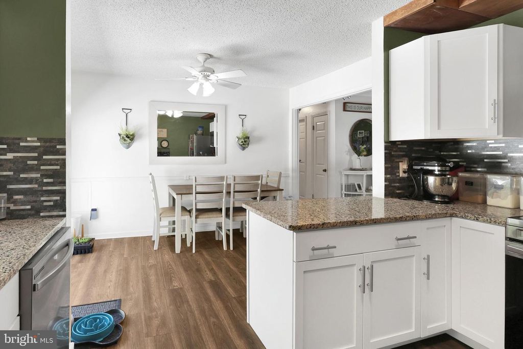 Image 15 of property listing at 21110 CREEK SIDE DR SW, Westernport, MD 21562