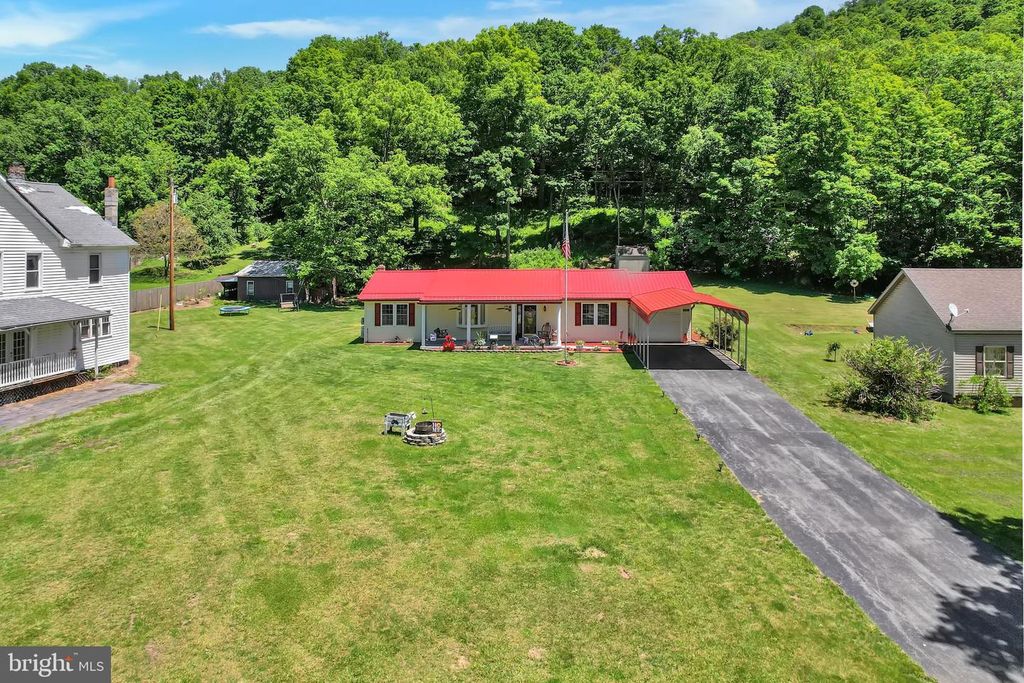 Image 38 of property listing at 21110 CREEK SIDE DR SW, Westernport, MD 21562