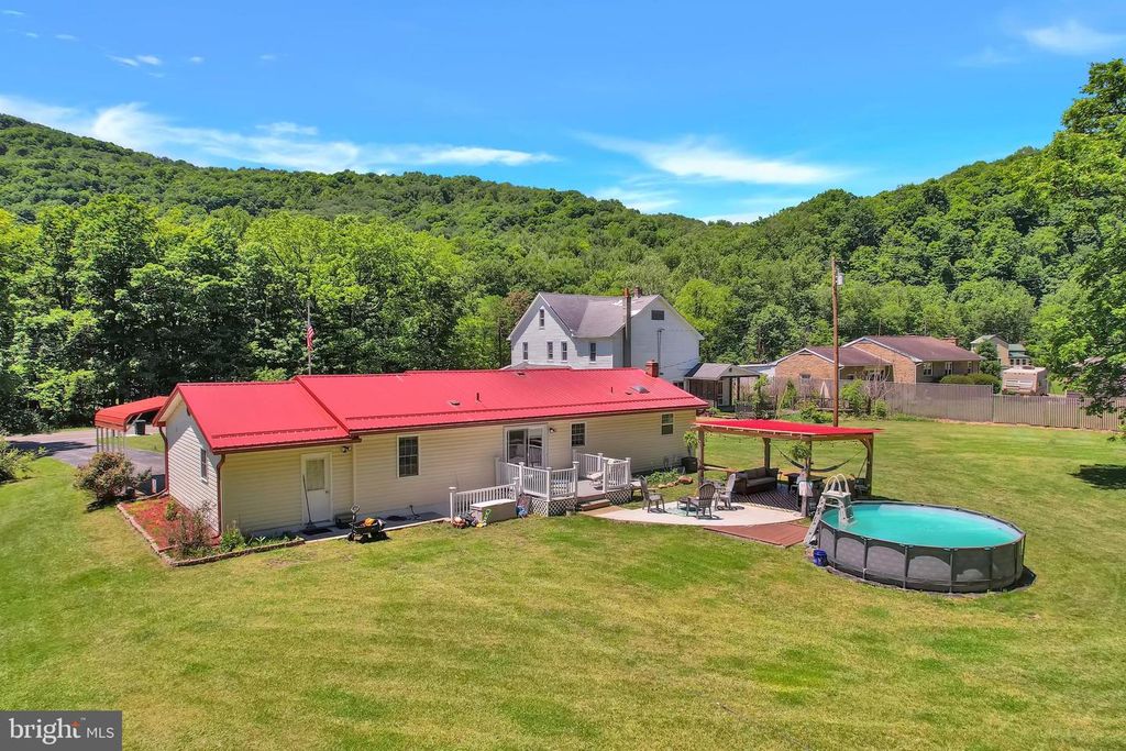 Image 43 of property listing at 21110 CREEK SIDE DR SW, Westernport, MD 21562
