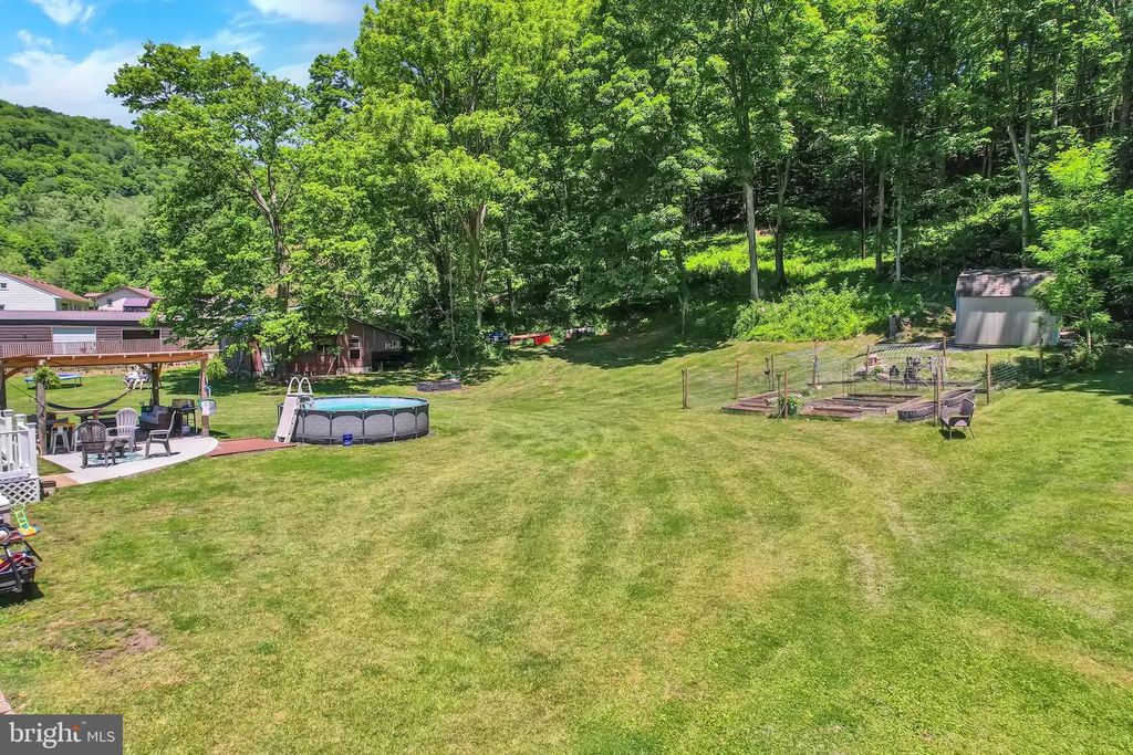 Image 45 of property listing at 21110 CREEK SIDE DR SW, Westernport, MD 21562