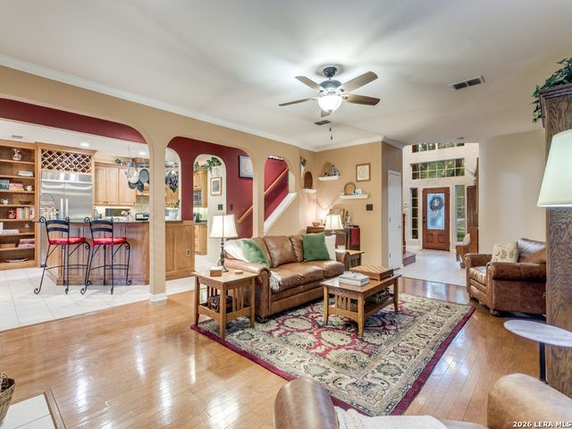 13306 SAGE HEIGHTS DR, San Antonio, TX 78230