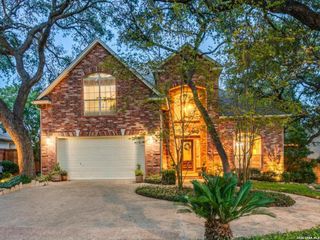13306 SAGE HEIGHTS DR, San Antonio, TX 78230