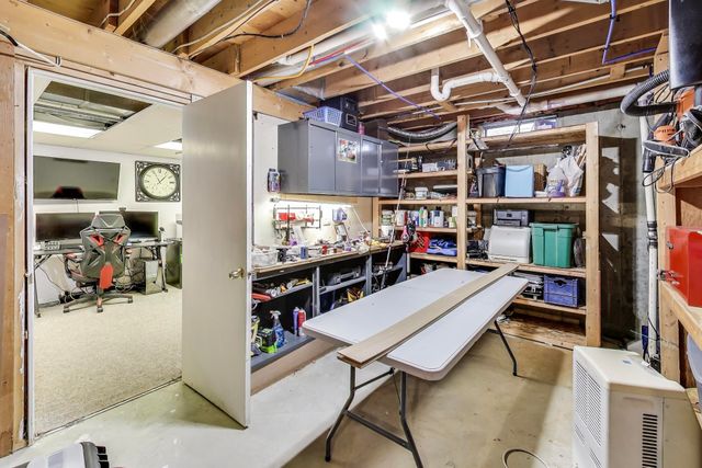 22451 US Highway 12, Edwardsburg, MI 49112