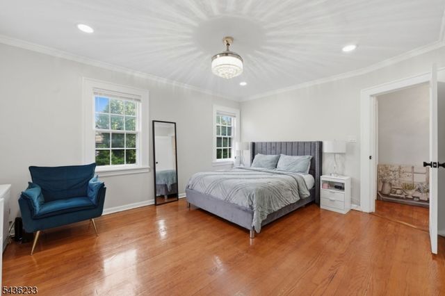 285 W Hudson Ave, Englewood City, NJ 07631