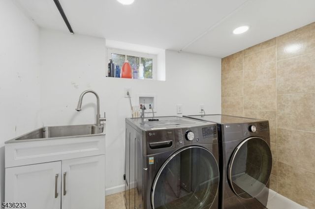 285 W Hudson Ave, Englewood City, NJ 07631
