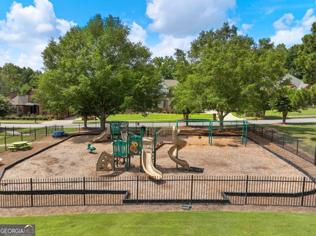 5634 Autumn Flame Drive, Braselton, GA 30517