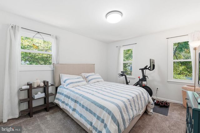 9205 IVANHOE RD, Fort Washington, MD 20744