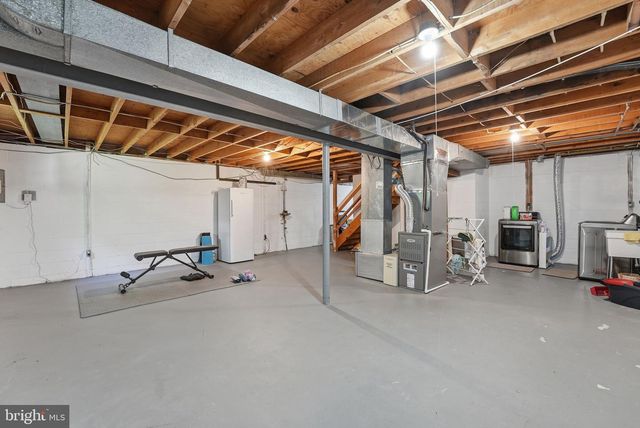 9205 IVANHOE RD, Fort Washington, MD 20744