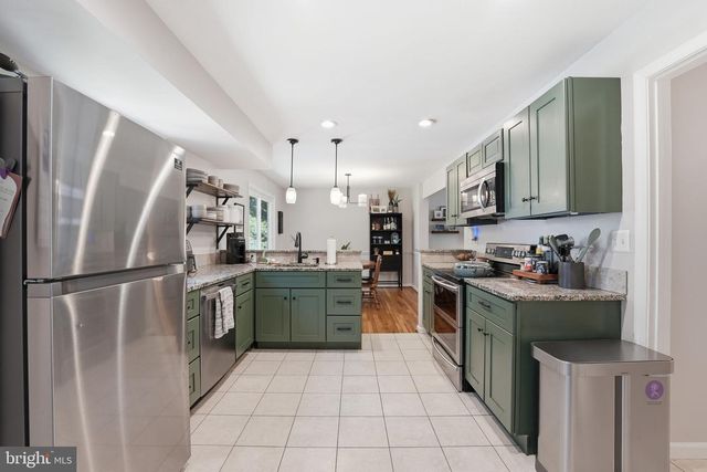 9205 IVANHOE RD, Fort Washington, MD 20744
