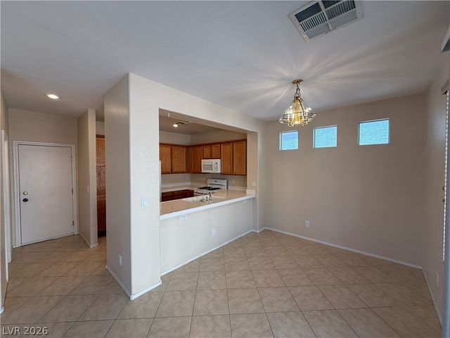 9552 Delivery Avenue, Las Vegas, NV 89148