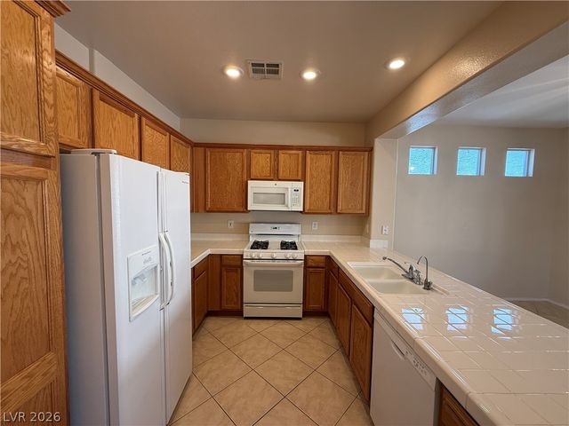 9552 Delivery Avenue, Las Vegas, NV 89148